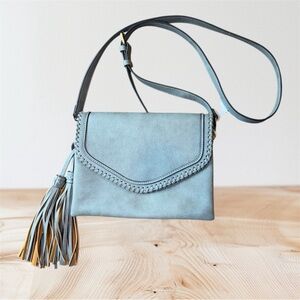 Elegant Blue Crossbody Bag